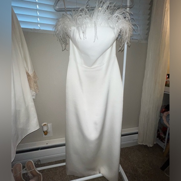 Statement midi, size 6 with some custom alterations, only worn once! - Picture 6 of 12